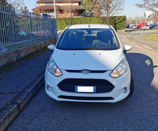 Ford B-Max fronte